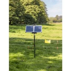 KERBL Electrificateur De Clôture Poule Et Volaille Compact Solaire Sun Power S 2400 Smart - Ako -Chemin des Poulaillers Boutique electrificateur solaire sun power s 2400 smart ako installe