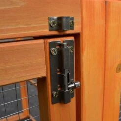 Enclos Grillagé Pour Volailles Bois 200x120cm -Chemin des Poulaillers Boutique enclos grillage bois 200x120 verrou