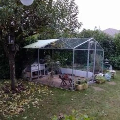 Enclos Poulailler 12m² Tubes 38mm H2,25m - Parc Grillagé Renforcé 4x3m - Acier Galvanisé -Chemin des Poulaillers Boutique enclos p005 installe