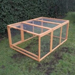 Parc Grillagé Pour Poulailler Farmer L Et XL Bois FSC -Chemin des Poulaillers Boutique extension poulailler farmer bois fsc arriere