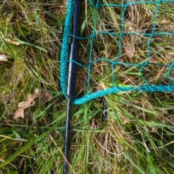 Filet Poule Grande Hauteur Double Pointe 25m X 1,26m - Zen Farm 32 Filet Poule Grande Hauteur Double Pointe 25m X 1,26m - Zen Farm -Chemin des Poulaillers Boutique filet poule zen farm 126cm 15m detail coin 1