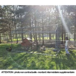 Enclos Poulailler 12m² Tubes 32mm H2,25m - Parc Grillagé Renforcé 6x2m - Acier Galvanisé -Chemin des Poulaillers Boutique grand enclos poulailler parc grillage 2x6x2 25m cote gauche plan large