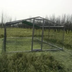 Enclos Poulailler 18m² Tubes 38mm H2,25m - Parc Grillagé Renforcé 6x3m - Acier Galvanisé -Chemin des Poulaillers Boutique grand enclos poulailler parc grillage renforce tube 38mm 3x6x2 25m complet 1