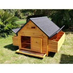 Poulailler Cémani XXL Toit Shingle Noir 15 à 18 Poules -Chemin des Poulaillers Boutique grand poulailler bassette xxl toit noir 15 18 poules vue arriere ouvert