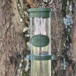 Mangeoire Pour Poule En Plastique Vert Tube Transparent 7kg Prima - Evena -Chemin des Poulaillers Boutique mangeoire tube vert gris evena detail haut