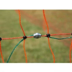 Porte Pour Filet Poule électrifiable 95 à 125 Cm - Kerbl 13 Porte Pour Filet Poule électrifiable 95 à 125 Cm - Kerbl -Chemin des Poulaillers Boutique porte pour filet cloture poule kerbl detail branchement 1