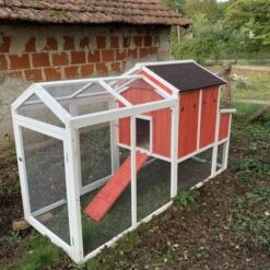 Poulailler Ardennais 6 à 8 Poules Toit Shingle -Chemin des Poulaillers Boutique poulailler ardennais rouge 8 poules vue cote droit