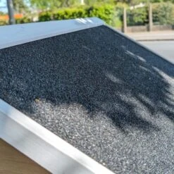 Poulailler Brahma Toit Shingle 6 à 8 Poules Bois FSC -Chemin des Poulaillers Boutique poulailler brahma vue toit shingle