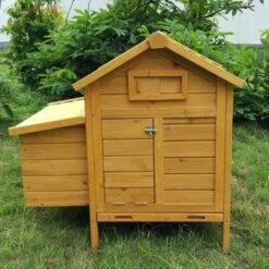 Poulailler Cémani S Toit Bois 2 Poules -Chemin des Poulaillers Boutique poulailler cemani s 2 poules vue face ferme