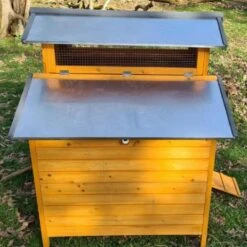 Poulailler Farmer XL Toit En Tôle Ouvrant 6 à 10 Poules Bois FSC -Chemin des Poulaillers Boutique poulailler farmer xl toit tole cote