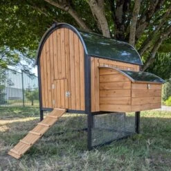 Poulailler Finlandais Toit Tôle Isolé Ouvrable 4 à 8 Poules -Chemin des Poulaillers Boutique poulailler finlandais toit tole isole 4 a 8 poules cote ferme