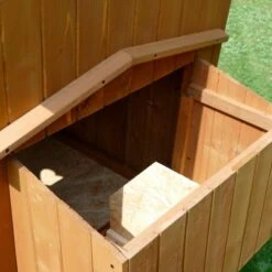 Poulailler Roulotte Toit Tôle 6 à 10 Poules Mobile -Chemin des Poulaillers Boutique poulailler roulotte vue interieur pondoir 1