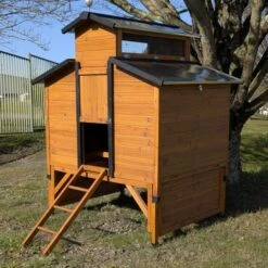 Poulailler Farmer L Toit Tôle Ouvrant 4 à 6 Poules Bois FSC Avec Rehausse